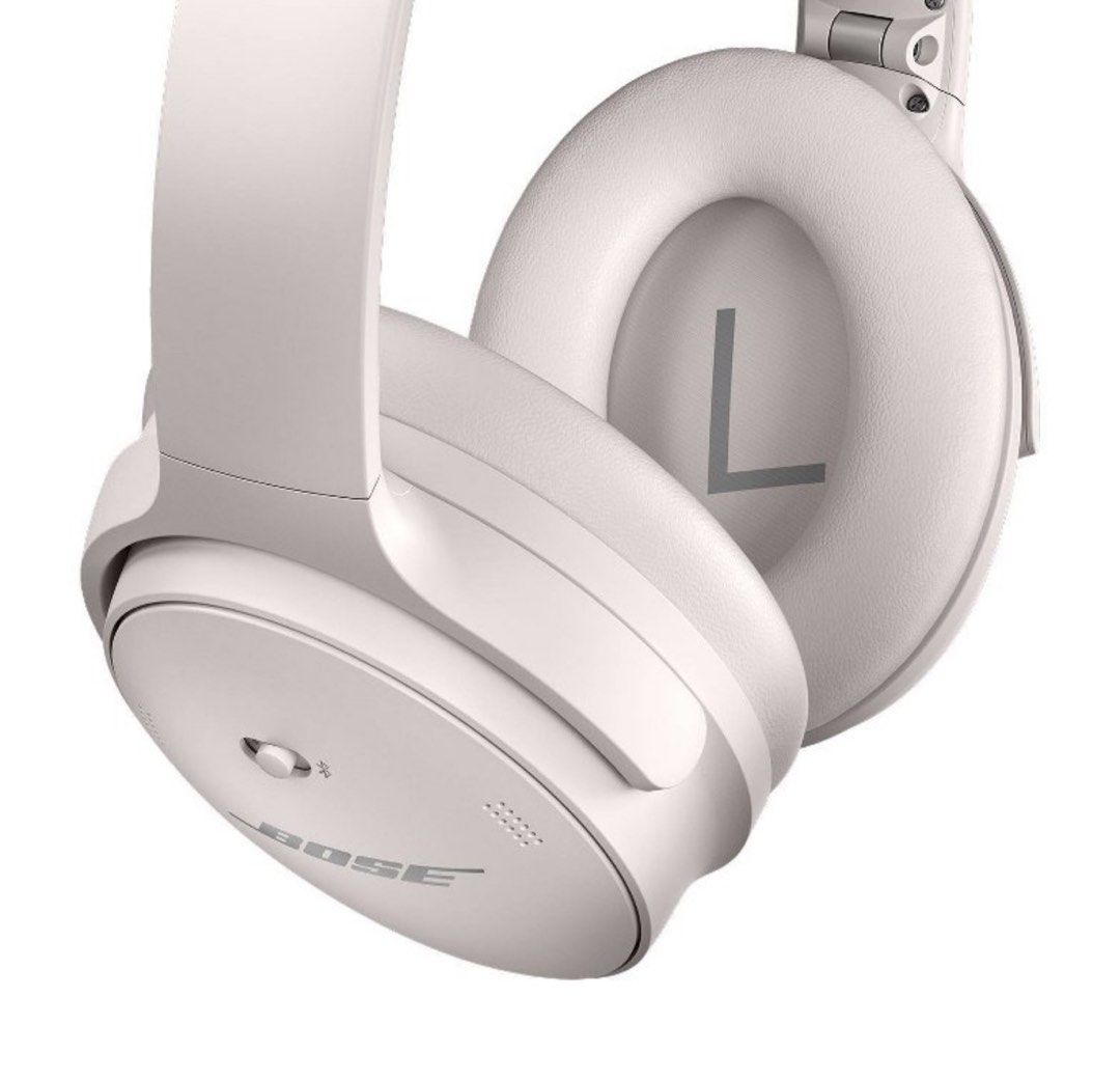 Bose Quiet Comfort 45 Wireless Headset (Category: Headphones & Headsets) located in Taguig. Submitted by sourcedbym (Listing ID 1275305940, Image 3). Description: Find the perfect balance of quiet, comfort and sound in these acclaimed wireless headphones • Acoustic Noise Cancelling technology minimizes distractions • Choose from total quiet mode or let your surroundings in • All-day comfort with plush earcups and sleek over ear headphone design •