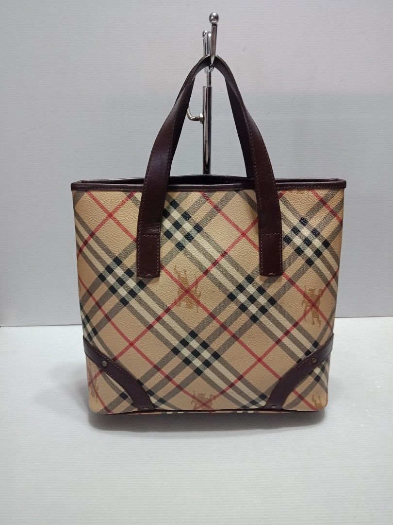 How much does a burberry purse cost hotsell