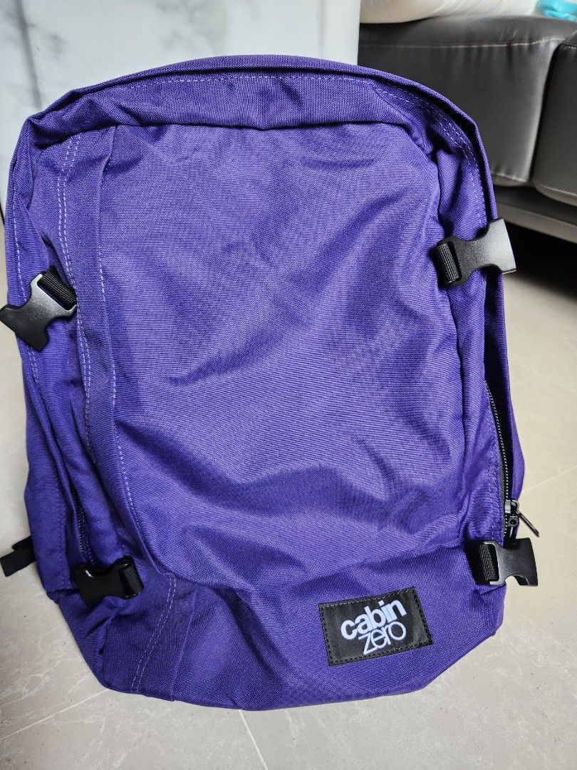 Mochila Classic Backpack 28L Navy de Cabin Zero