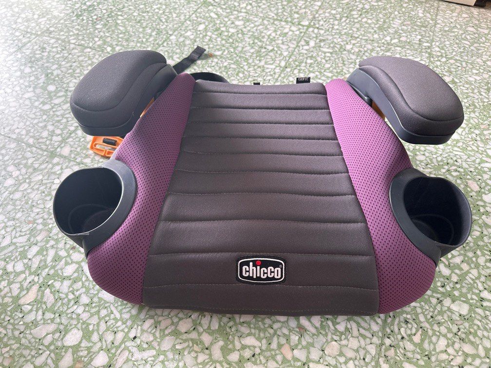 Chicco car shop seat purple