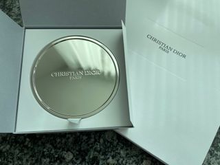 （分類：）位於 。 由 flcyalck 提交（商品編號 1275213325，圖片 1）。簡介： 。