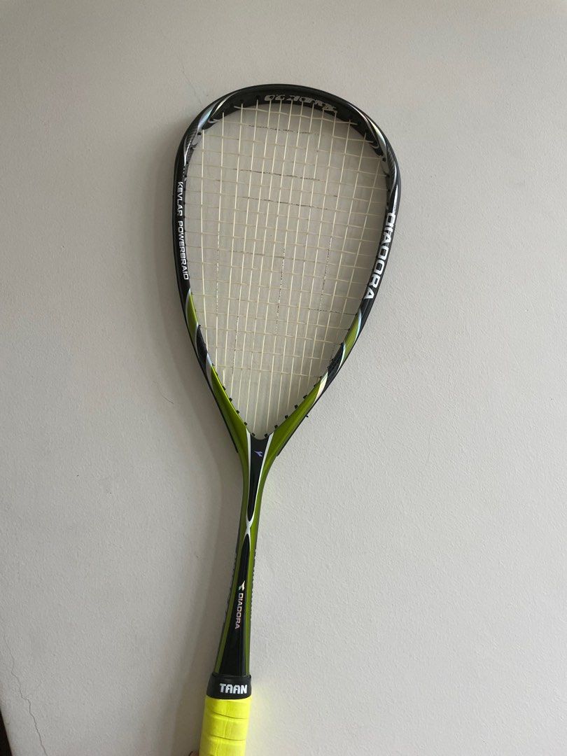 Diadora deals squash racquet