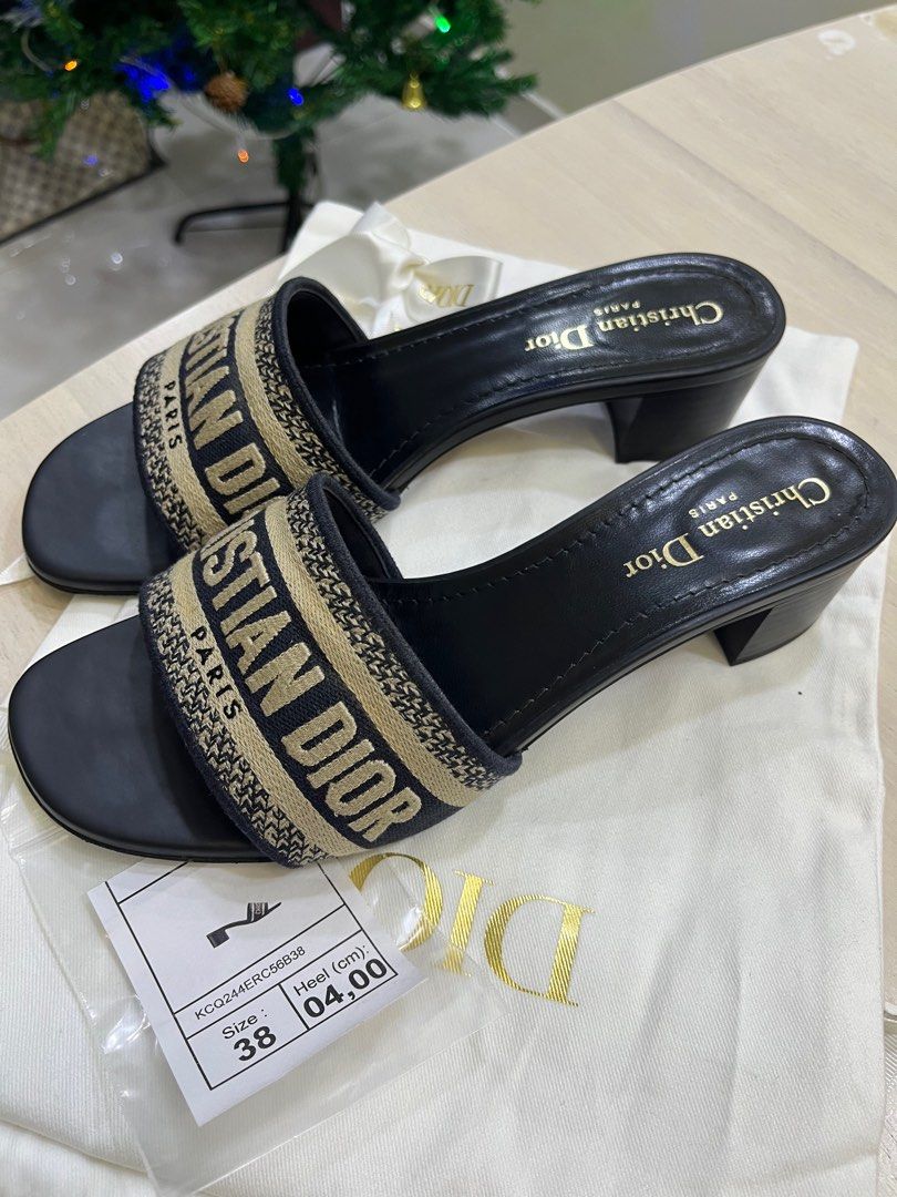 Dior Dway size 38 wears like 37 Luxury Sneakers Footwear on