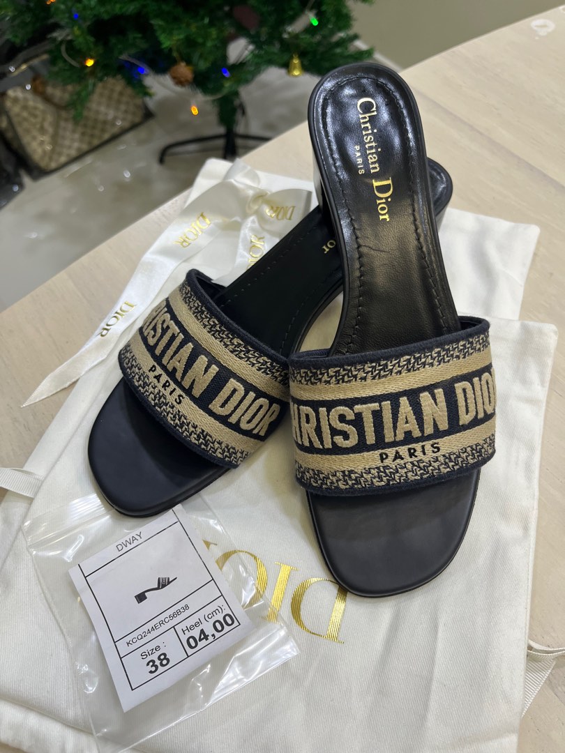 Christian dior dway sandals top