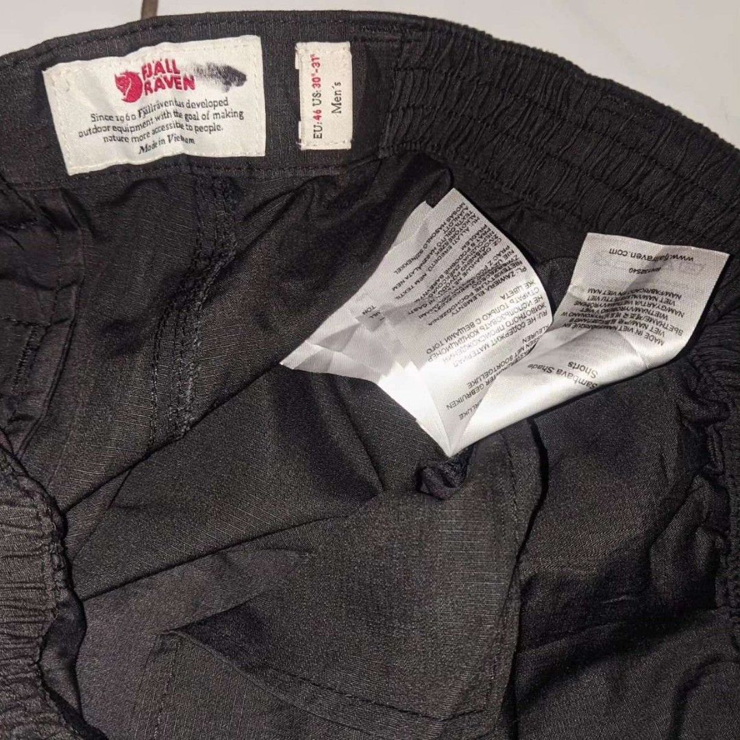 fjallraven sambava shade shorts cargo navy Fesyen Pria Pakaian