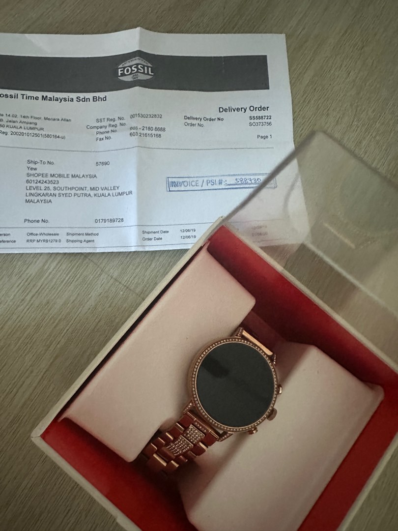 Fossil Q smartwatch rose gold Women s Fashion Watches