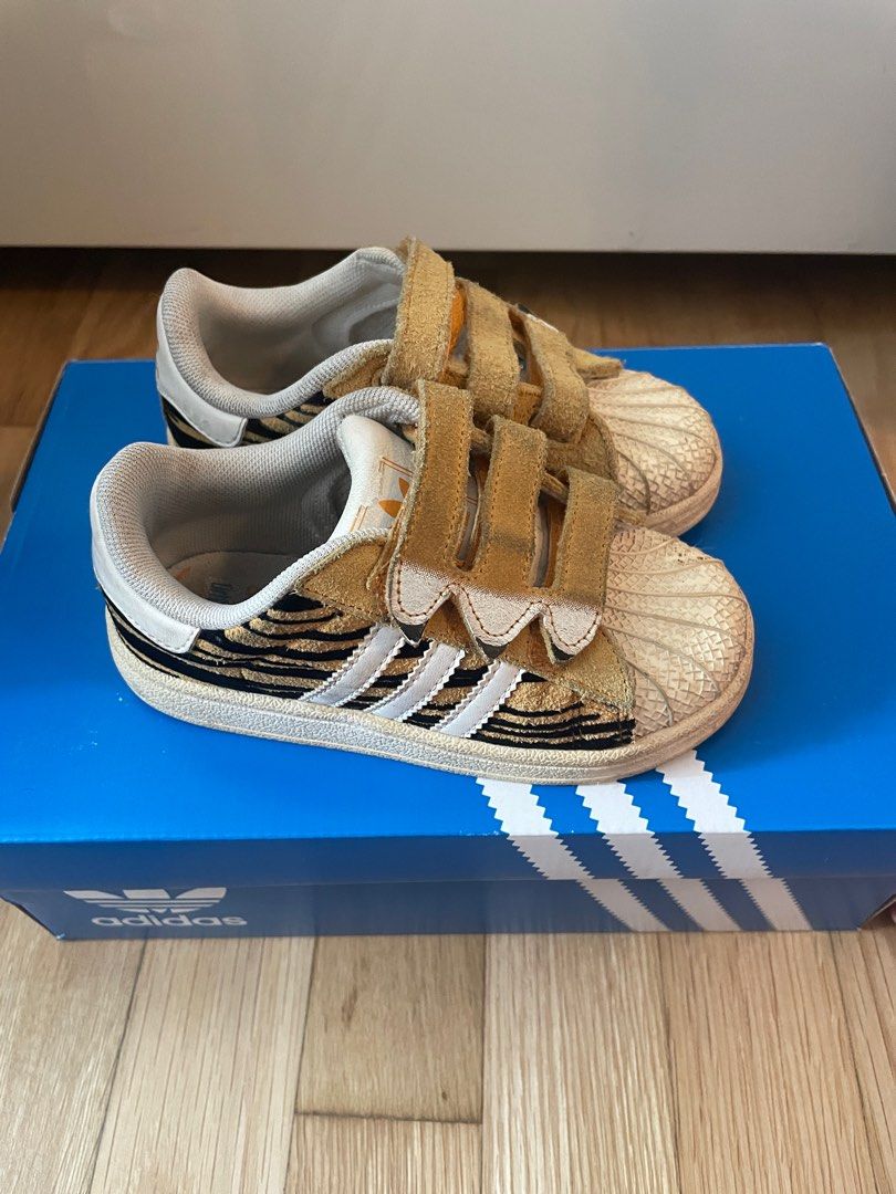 Garage Sale Adidas Infant s Shoes Size 25.5