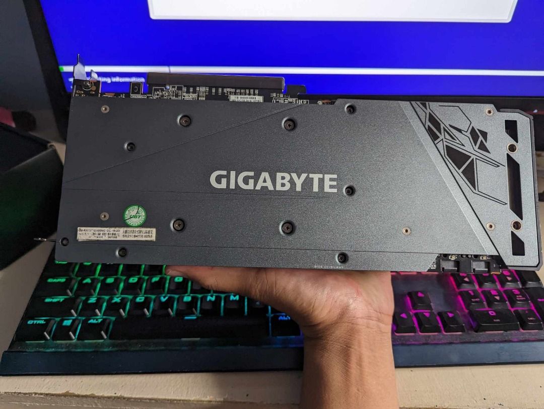 Gigabyte RX 6800XT Gaming OC | 16GB VRAM | 256 Bit, Computers & Tech ...