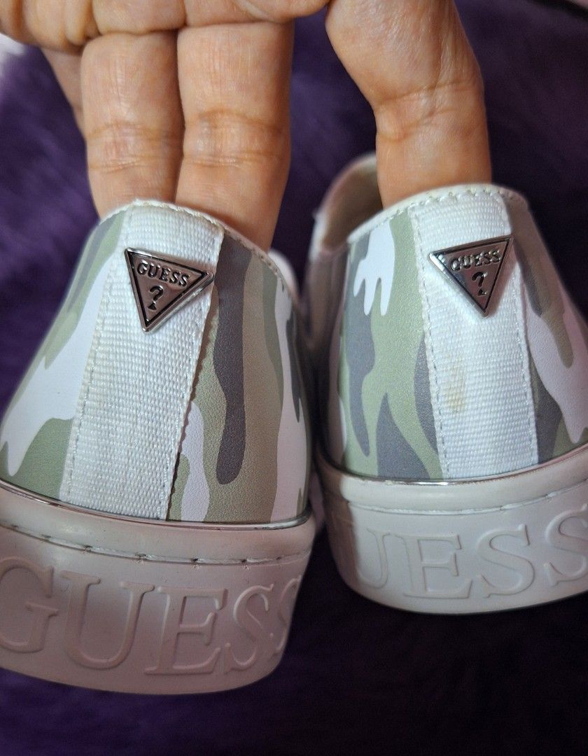 Guess camouflage clearance shoes