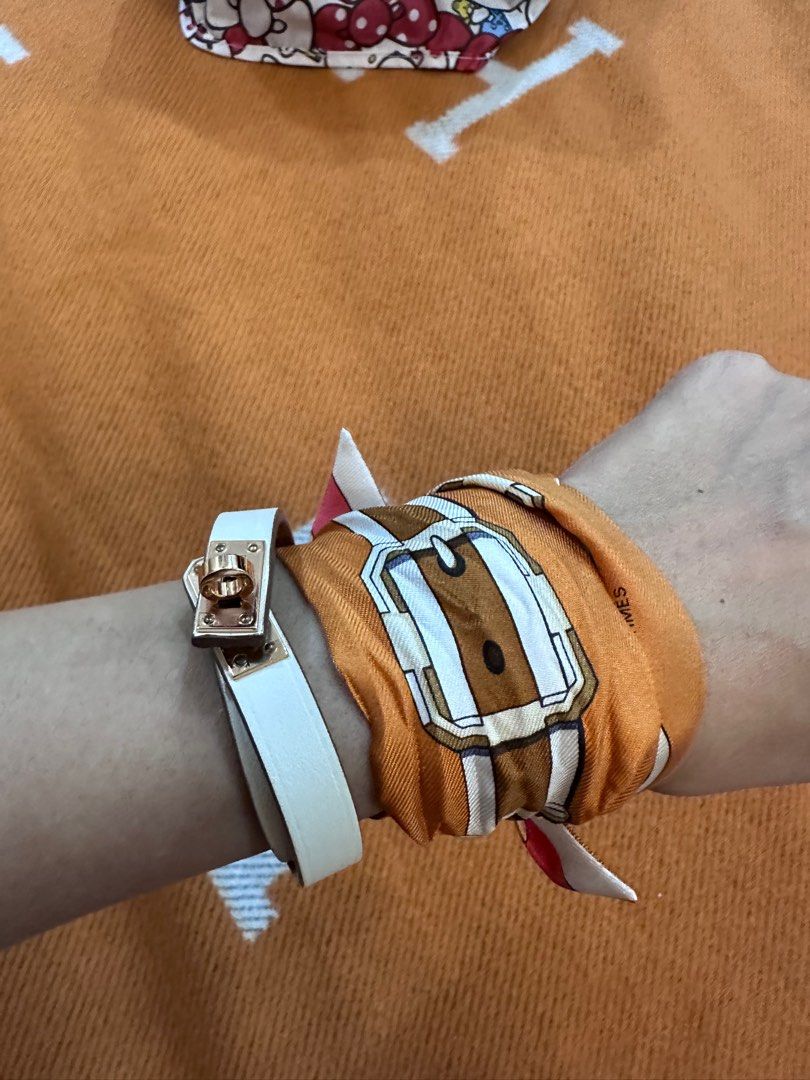 Hermes Bracelet (Category: Luxury Accessories) located in Manila. Submitted by rouge_and_orange (Listing ID 1275192765, Image 2). Description: Brand new With box Authentic Kelly tour bracelet Craie color Rosegold hardware .