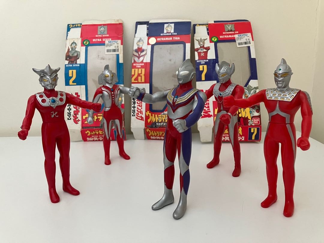 MEMORABILIA: ULTRAMAN ACTION FIGURES: MADE IN 90s BY BANDAI, Hobbies