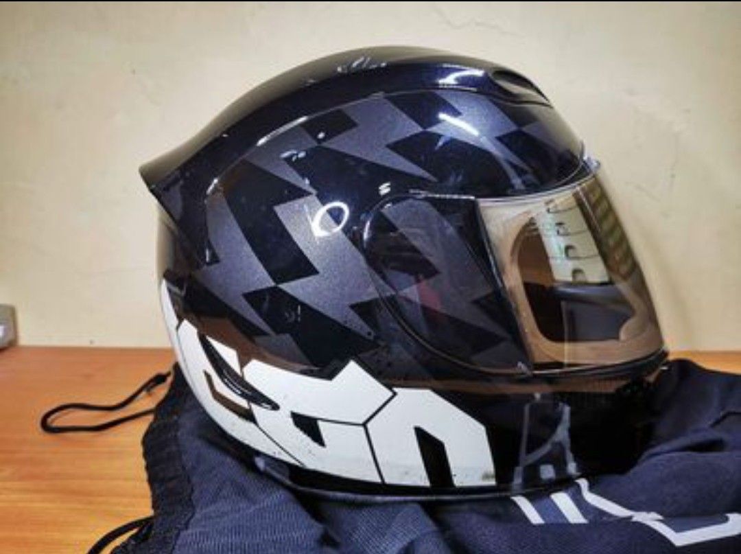 Icon airmada 2025 gloss black