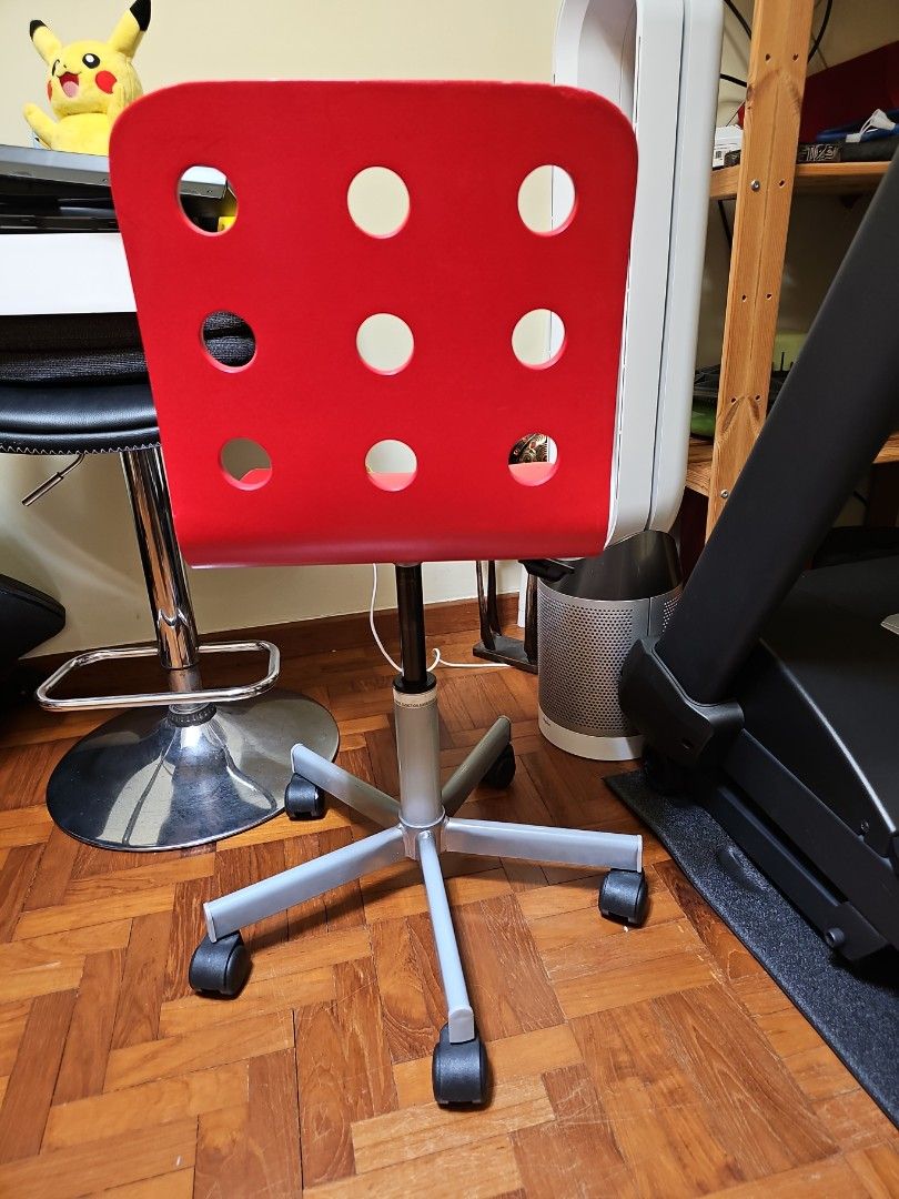 Ikea Children's Chair with Hydraulic height adjust and on Wheels ...