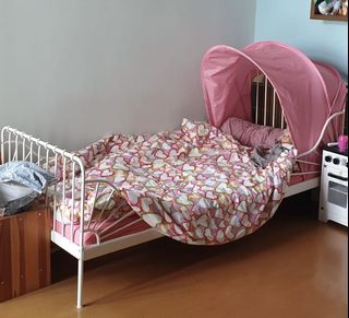 (Category: ) located in . Submitted by mimisb (Listing ID 1275290204, Image 1). Description: .