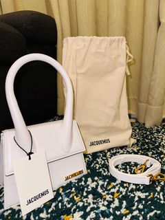Jacquemus outlet bag malaysia