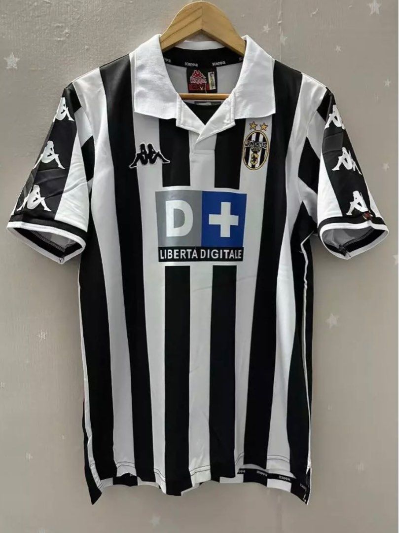 Juventus 99/00 home jersey, Men's Fashion, Activewear on Carousell
