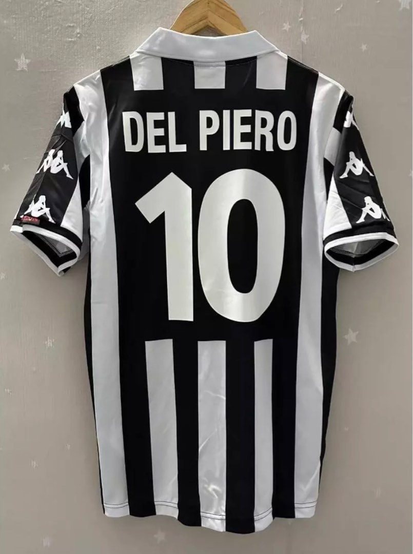 Juventus 99/00 home jersey, Men's Fashion, Activewear on Carousell