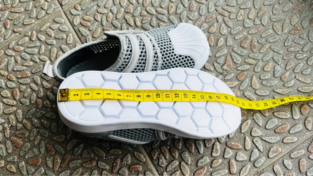 Kids White Sneakers Size 31 32 Boys Girls Sports Shoes Casual