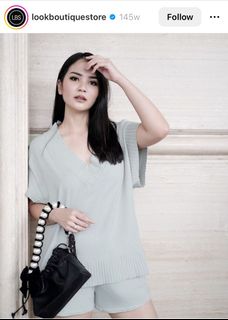 (Kategori: ) berada di . Dikirim oleh HiddenTreasures (ID iklan 1275351815, Gambar 1). Deskripsi: .