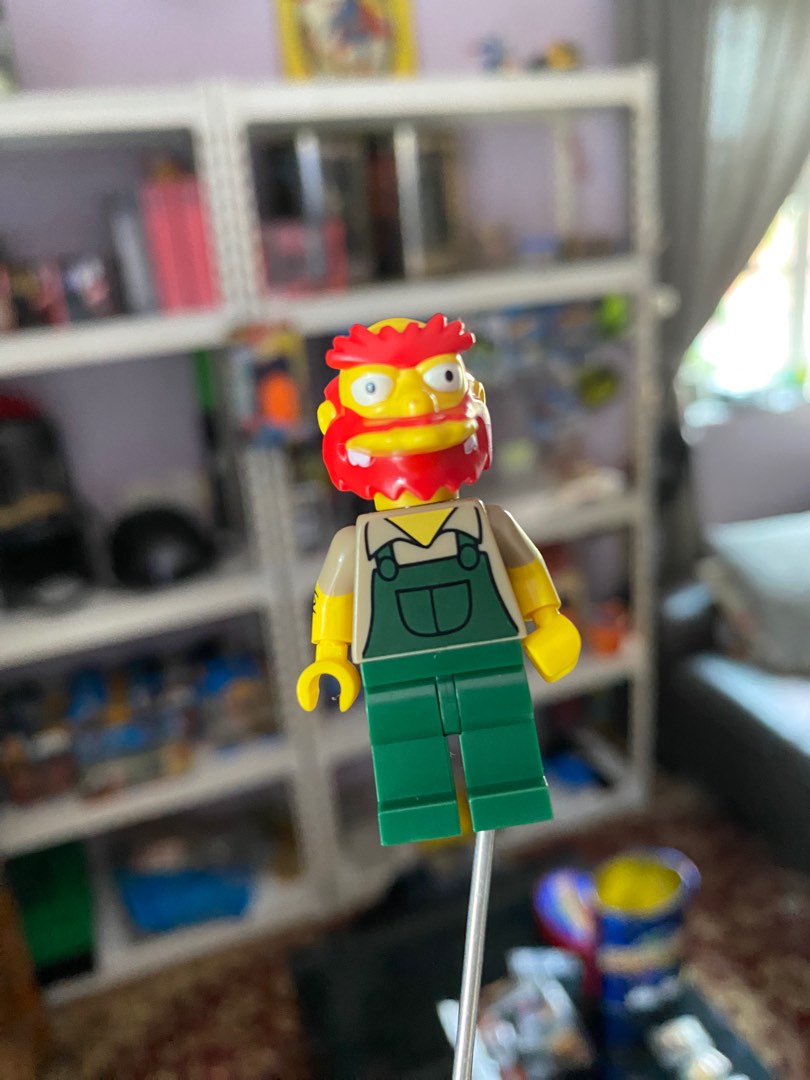 Lego store groundskeeper willie