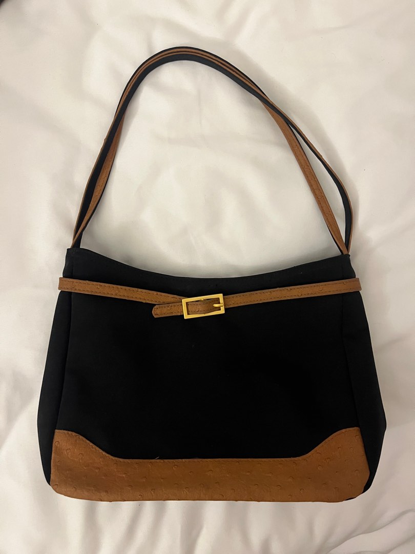 Long best sale handle purse