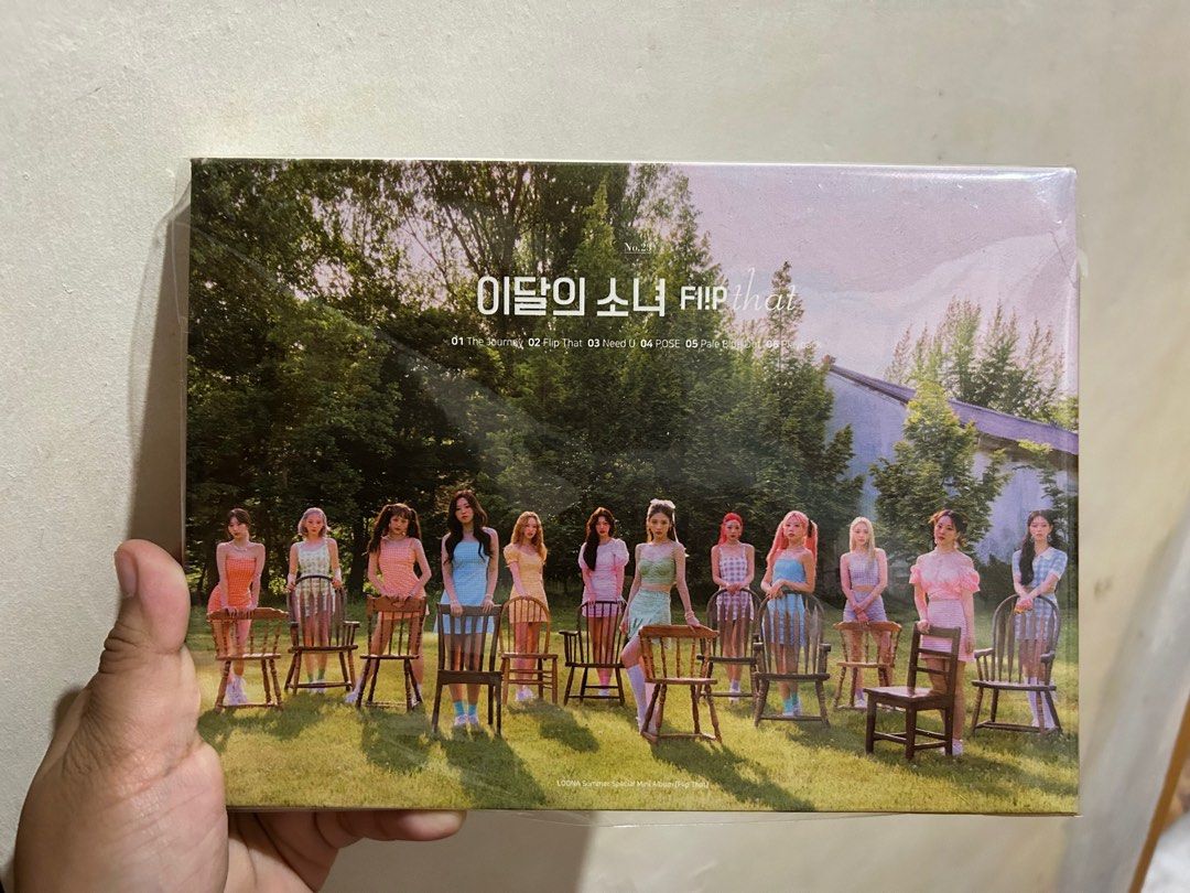 LOONA - Flip That Unsealed Album (Category: CDs & DVDs) located in Manila. Submitted by v_sells (Listing ID 1275327719, Image 1). Description: Loona Flip That unsealed album All inclusions except pc .