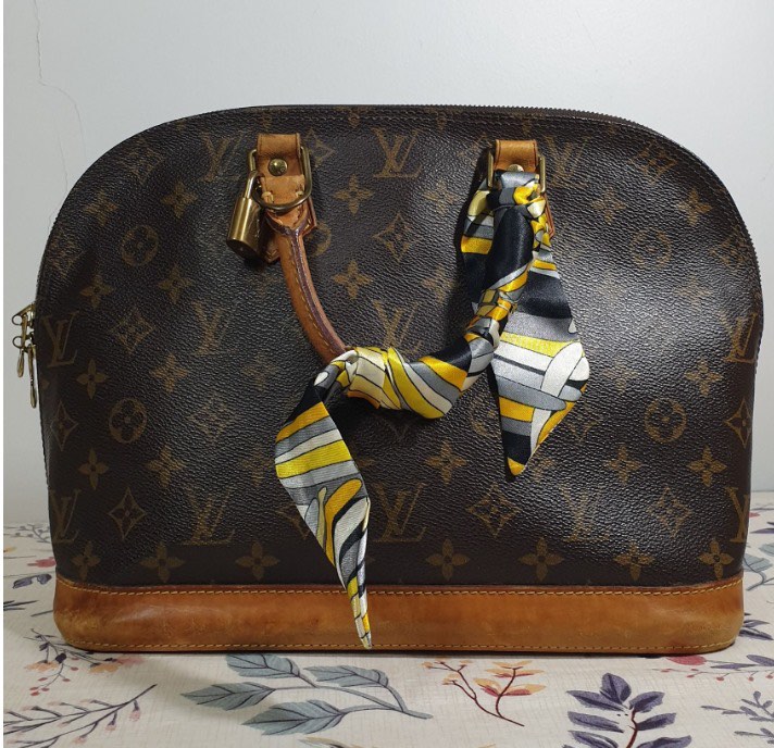 Louis Vuitton Alma MM Luxury Bags Wallets on Carousell