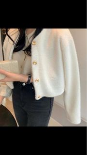 （分類：）位於 。 由 w0ngstella 提交（商品編號 1275259105，圖片 1）。簡介： 。