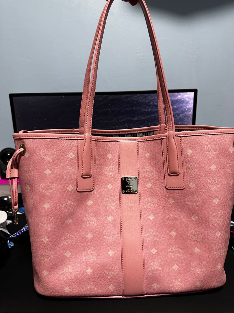 MCM Reversible Tote in Visetos, Women's Fashion, Bags & Wallets, Tote