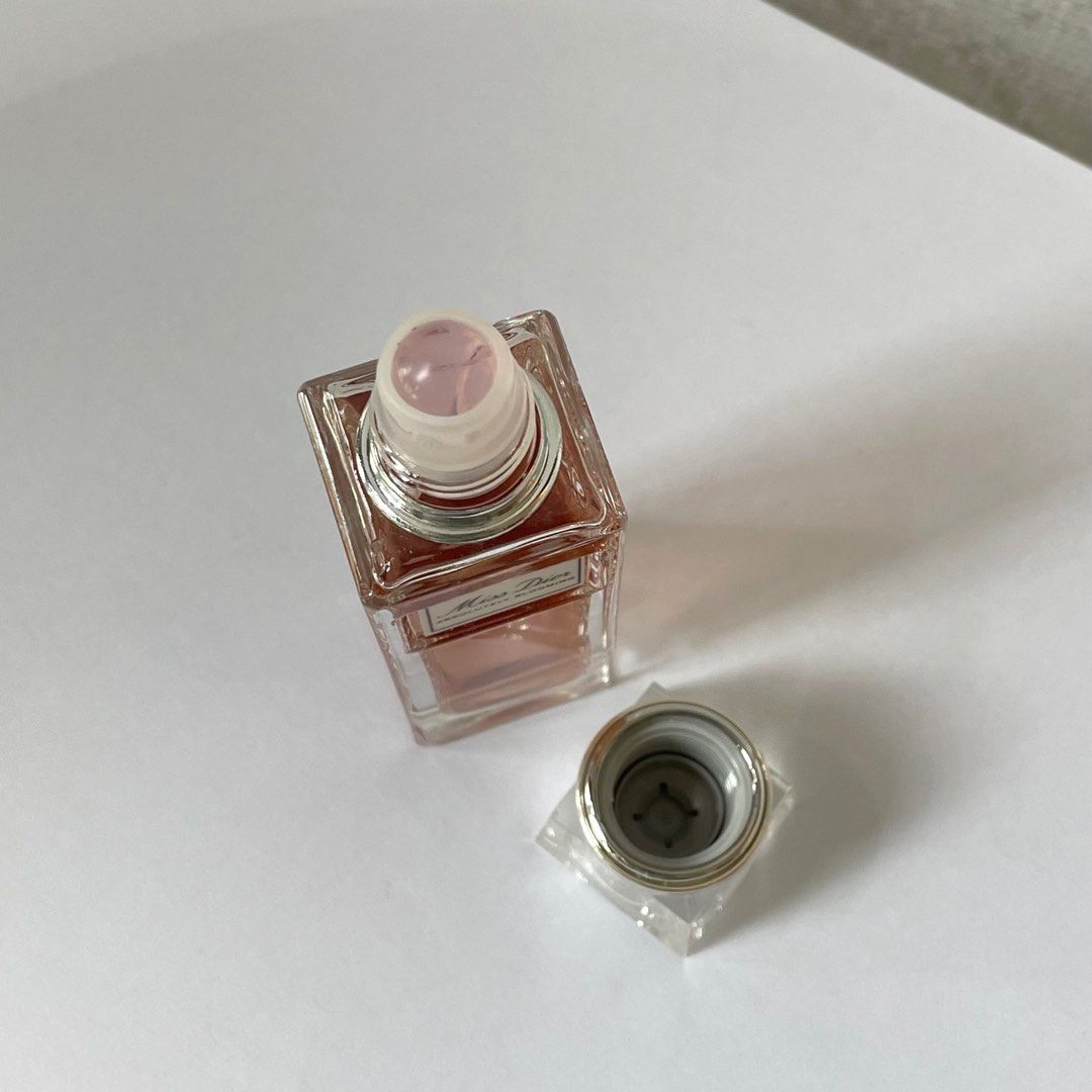 Miss dior absolutely clearance blooming roll on