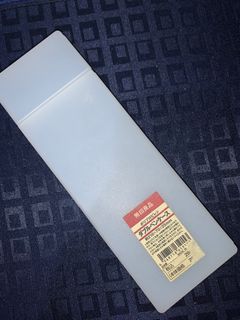 https://media.karousell.com/media/photos/products/2023/12/30/muji_clear_pencil_case_1703949639_9c3baad5_thumbnail.jpg