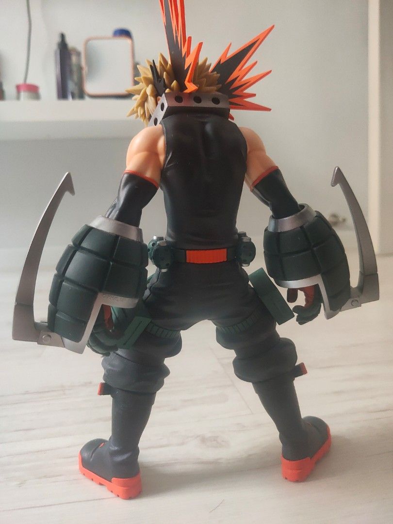BANDAI Spirits Ichibansho My Hero Academia Katsuki Bakugo (VS) Figurine de Collection