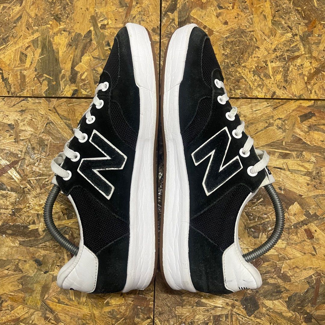 New Balance 300