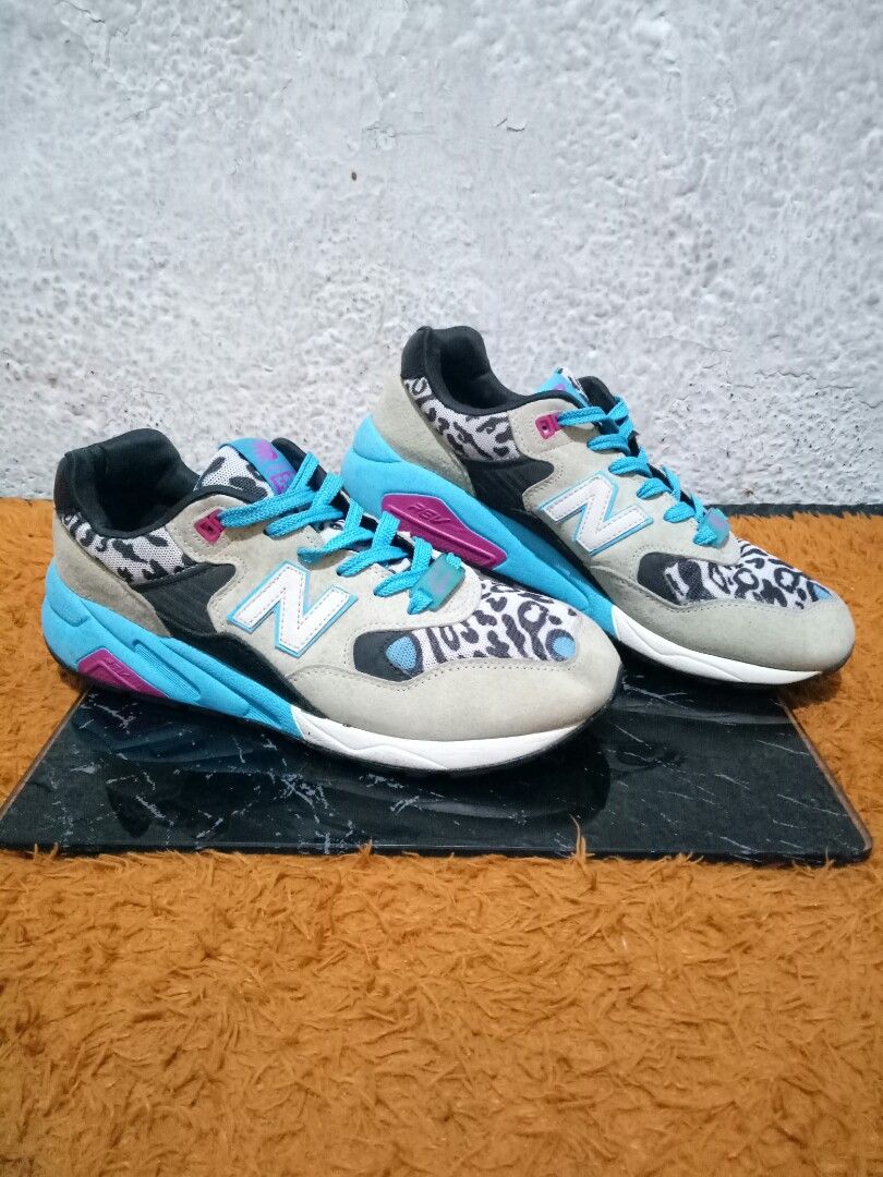New Balance 580 Size 44 28 cm Fesyen Pria Sepatu Sneakers di