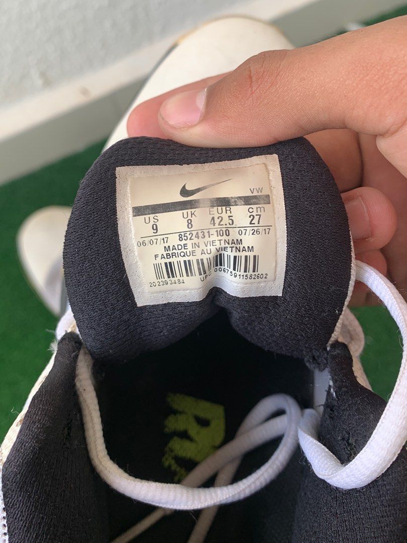 nike air versitile Men s Fashion Footwear Sneakers on Carousell