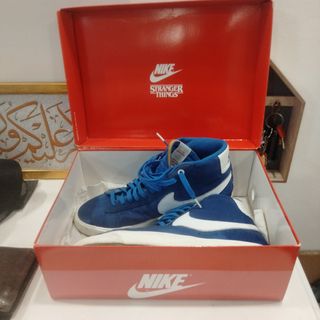 Nike stranger things outlet for sale