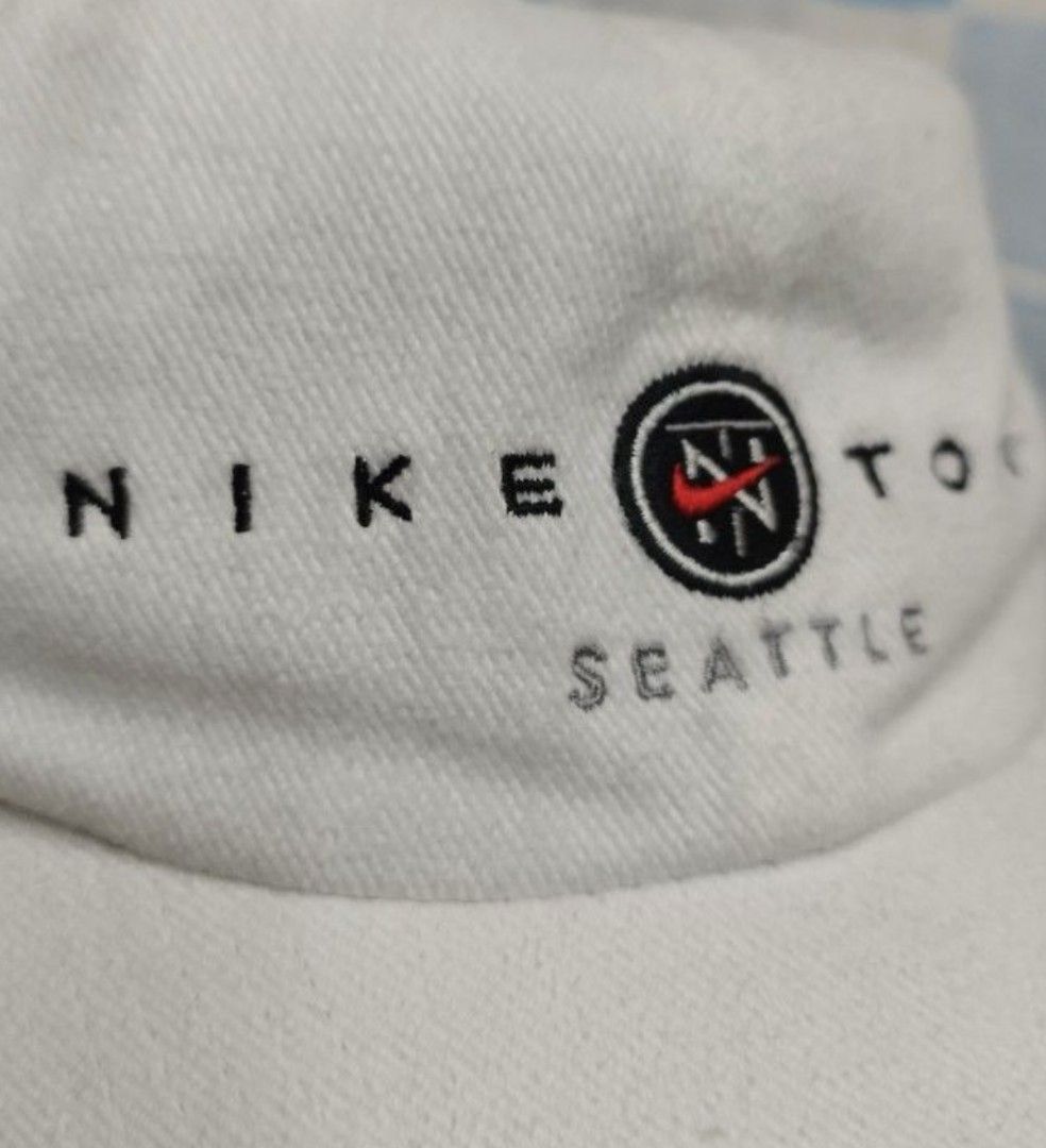 nike town cap