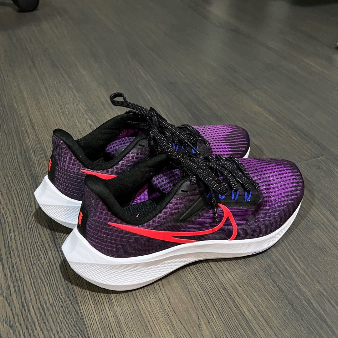 Purple nike shoes women on sale