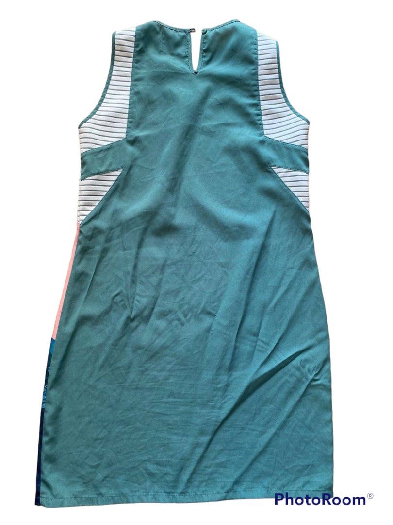 Original Plains & Prints dress (Category: Dresses) located in Rizal. Submitted by korskloset (Listing ID 1275231644, Image 2). Description: Original Plains & Prints dress Lightly used, comfy to wear. shipping shall be arranged by buyer (lalamove, grab express, etc.) note: payment thru gcash upon pick up by rider. Can also do LBC COP/COD rate starts at 95 note: I can only ship to LBC on Saturdays.