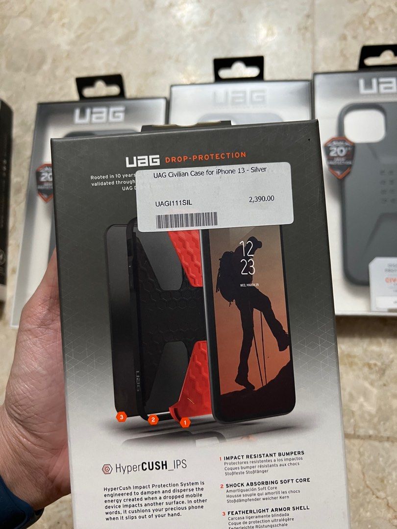 Original UAG Civilian Case for iPhone 13 (Category: Cases & Sleeves) located in Manila. Submitted by razelysonn (Listing ID 1275206954, Image 2). Description: Pm me, available ~ .