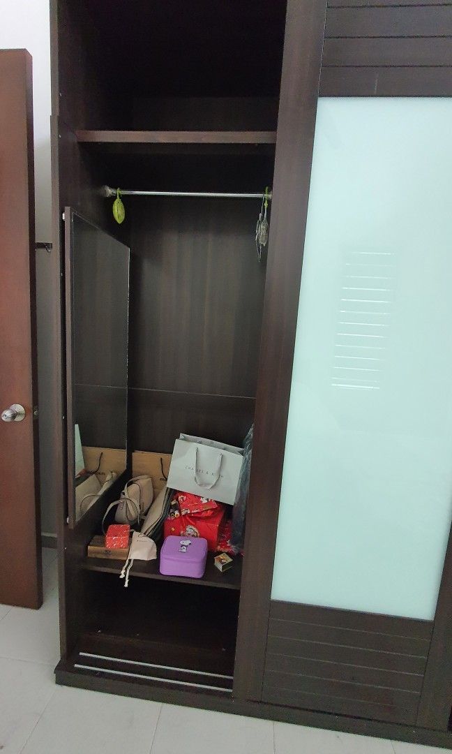 (Penang) Sliding Wardrobe 8ft (L) x 7ft (H) Almari Pakaian