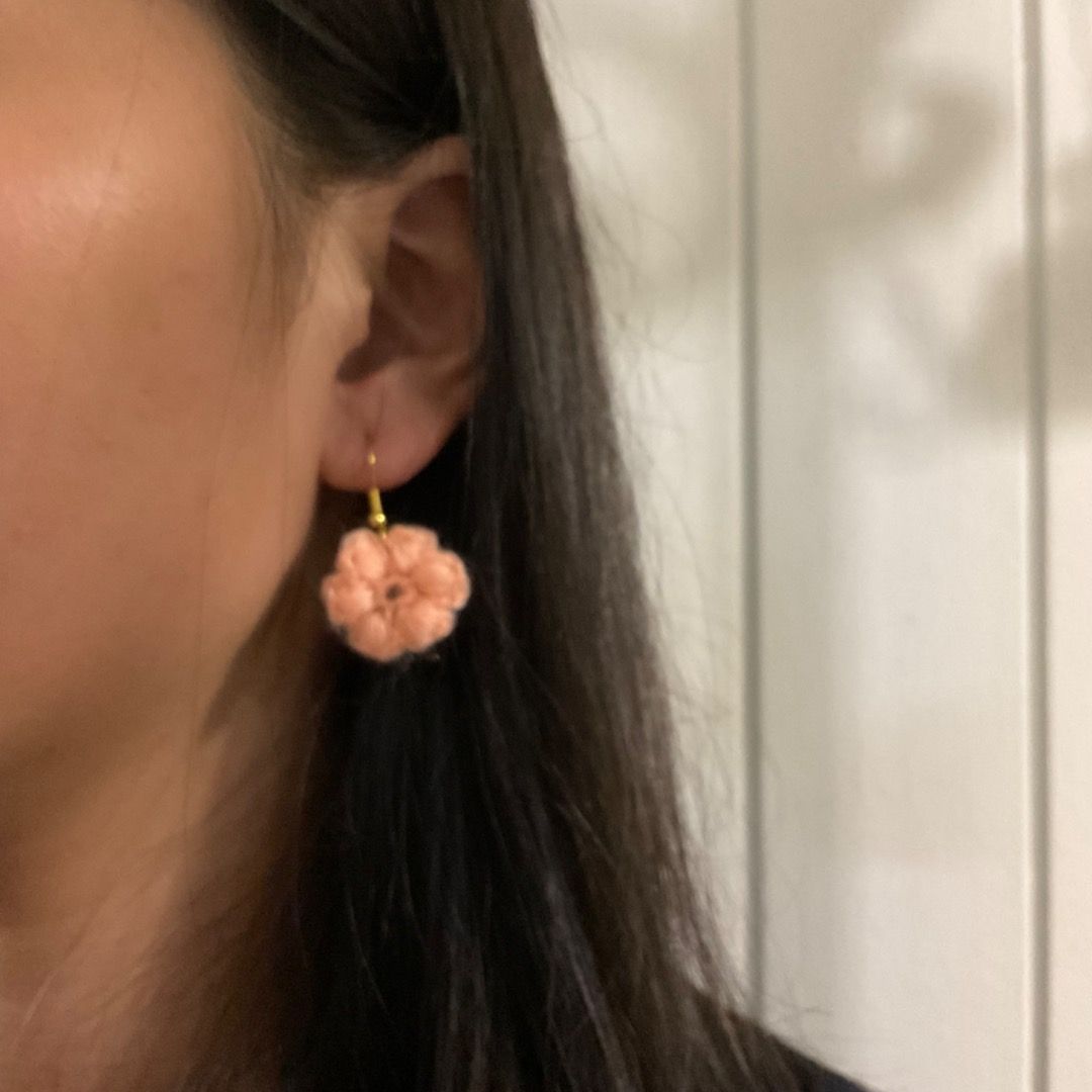 Puffy earrings hotsell