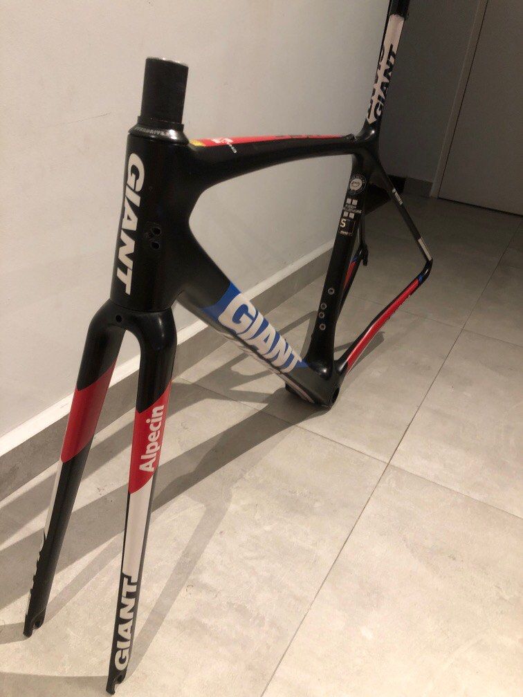 [RARE] Team GIANT-ALPECIN TCR ADVANCED SL frame SL Size S, Sports ...