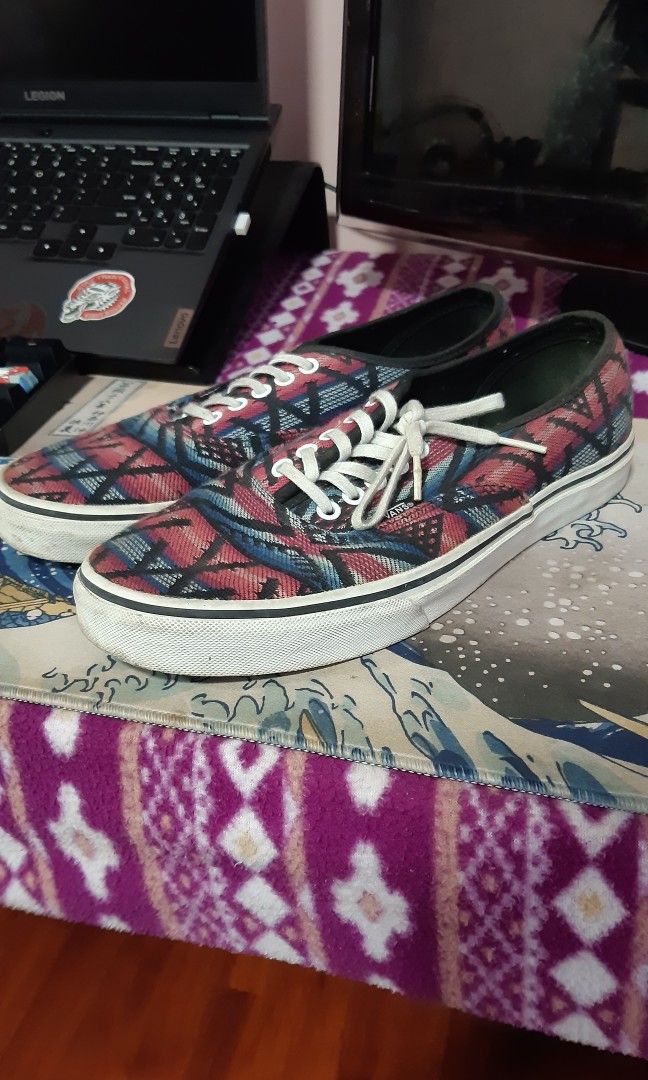Rare Vans Geometric Aztec Stitch shoes