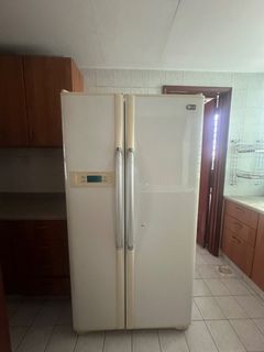 (Category: ) located in . Submitted by lynette98 (Listing ID 1275245255, Image 1). Description: .