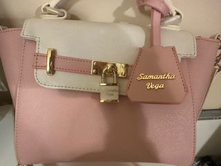 （分類：）位於 。 由 kelly026 提交（商品編號 1275254491，圖片 1）。簡介： 。