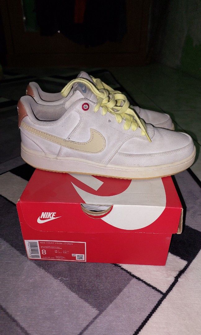 Nike Court Vision, Fesyen Pria, Sepatu Sneakers di Carousell