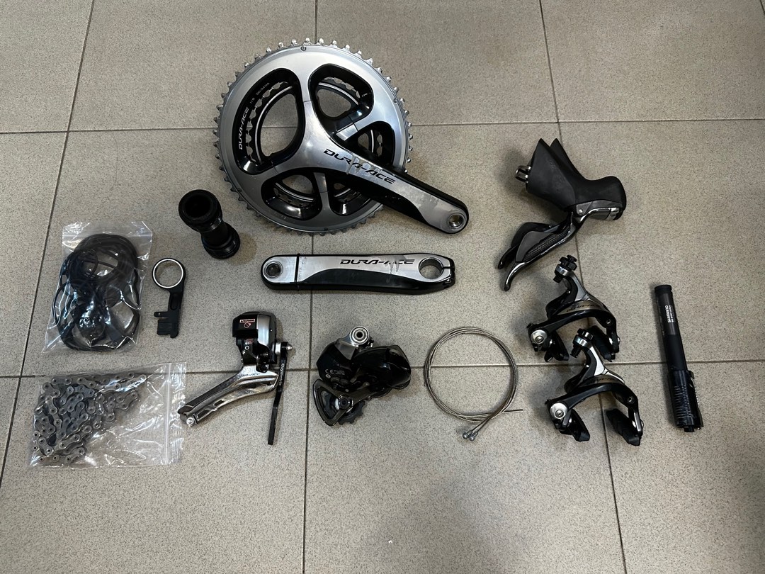Shimano Dura Ace 9070 Di2 Groupset Sports Equipment Bicycles