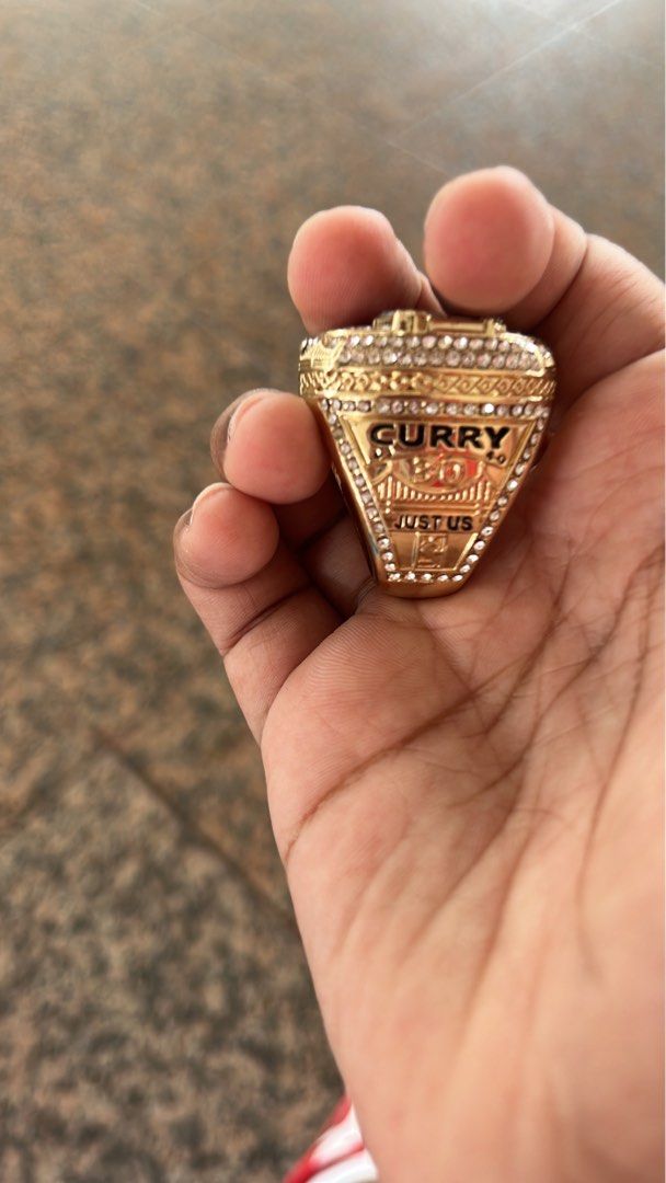 Curry championship ring top