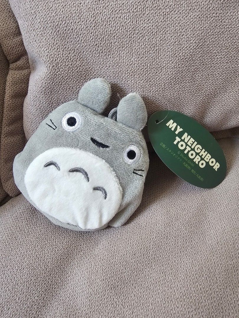 (Ready Stock from Japan 🇯🇵) Studio Ghibli My Neighbour Totoro Eco Tote Bag- Super light weight, bought in Japan. Great for supermarket, back up shopping bag for daily use, can be used as a keychain on bags too (Category: Tote Bags) located in Singapore. Submitted by oddball.fishes (Listing ID 1275214795, Image 2). Description: Ready Stock from Japan 🇯🇵 Studio Ghibli Totoro Tote Bag- Super light weight, bought in Japan. Great for supermarket, 